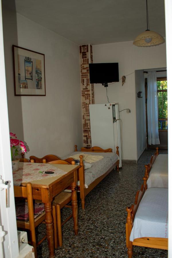 Efterpi Aggeli Apartamento Loutrópolis Thermís Exterior foto